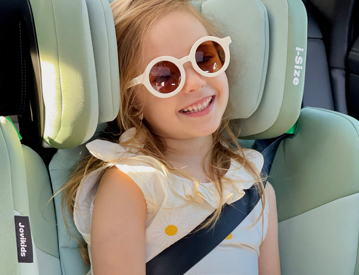 How to Pack a Car Seat for a Flight?