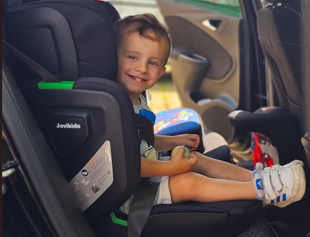 Ultimate Guide to Choosing Car Seats for Twins